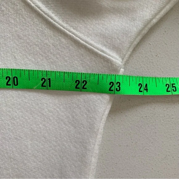 Hill House Size Medium Cream Off-White Raglan Sleeve Pullover Sweatshirt NWOT - Picture 11 of 15